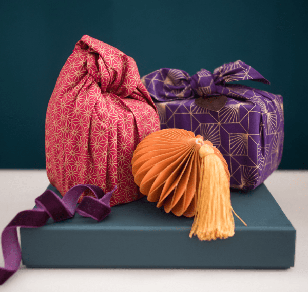 Furoshiki silk painting - make your own sustainable Christmas wrapping silk